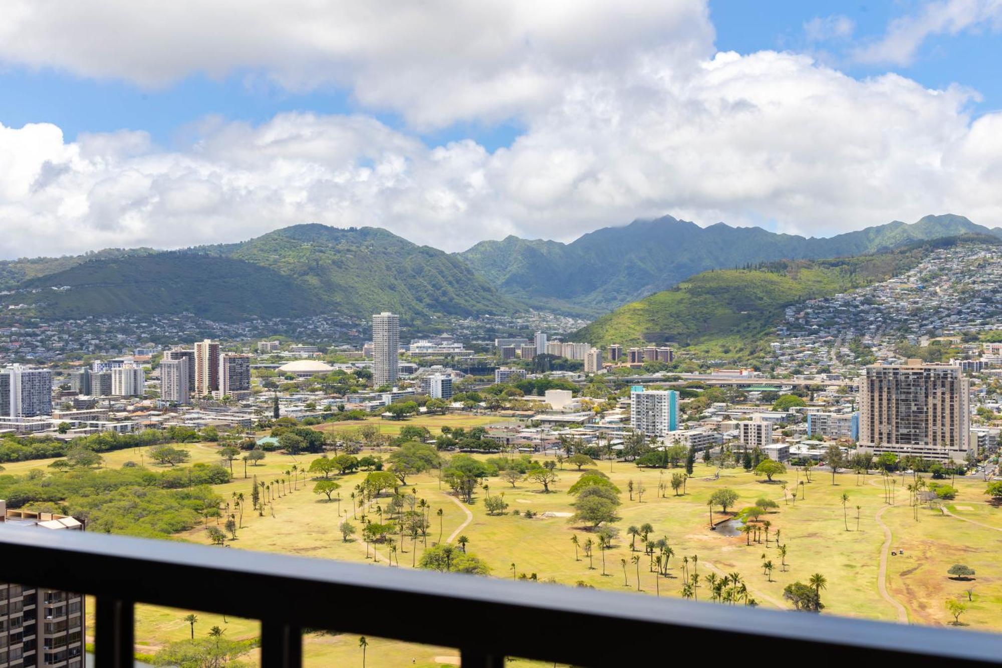 Escape To Mountain View Condo,near With Parking