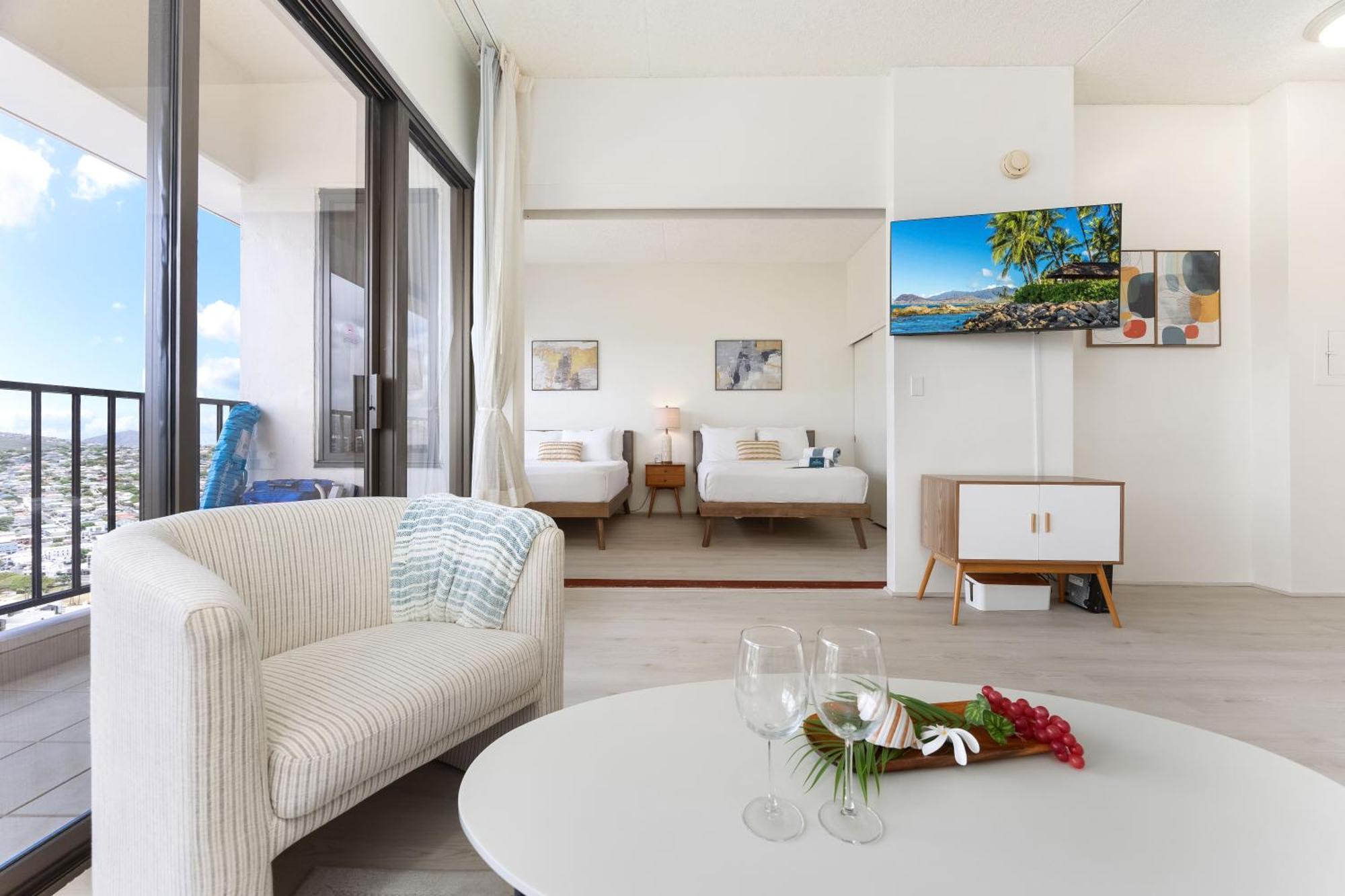 Escape To Mountain View Condo,near With Parking Honolulu